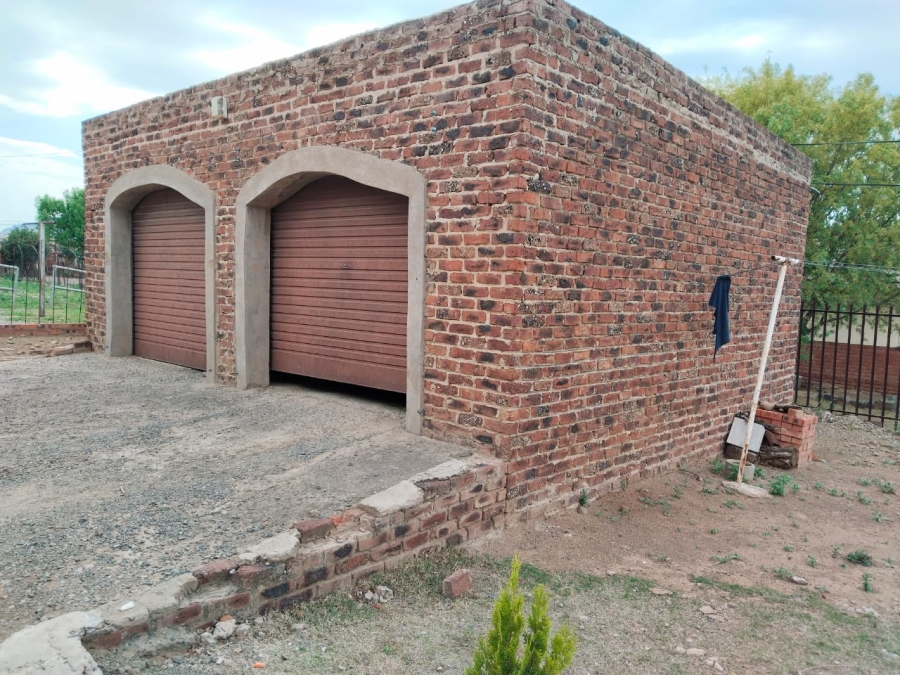 3 Bedroom Property for Sale in Botshabelo Free State